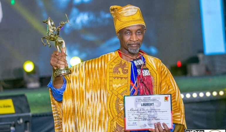 FESPACO : Le réalisateur burkinabè Dani Kouyaté a reçu l&rsquo;Étalon d&rsquo;or du Yennenga pour son film « Katanga, la danse des scorpions »