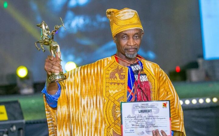 FESPACO : Le réalisateur burkinabè Dani Kouyaté a reçu l’Étalon d’or du Yennenga pour son film « Katanga, la danse des scorpions »